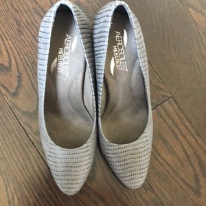 AEROSOLES-HEELREST - New